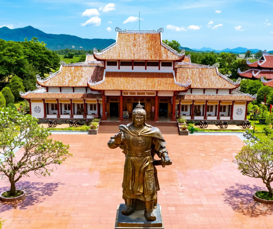 Bao-tang-Quang-Trung-Tay-Son-Binh-Dinh-oai-phong-lam-liet